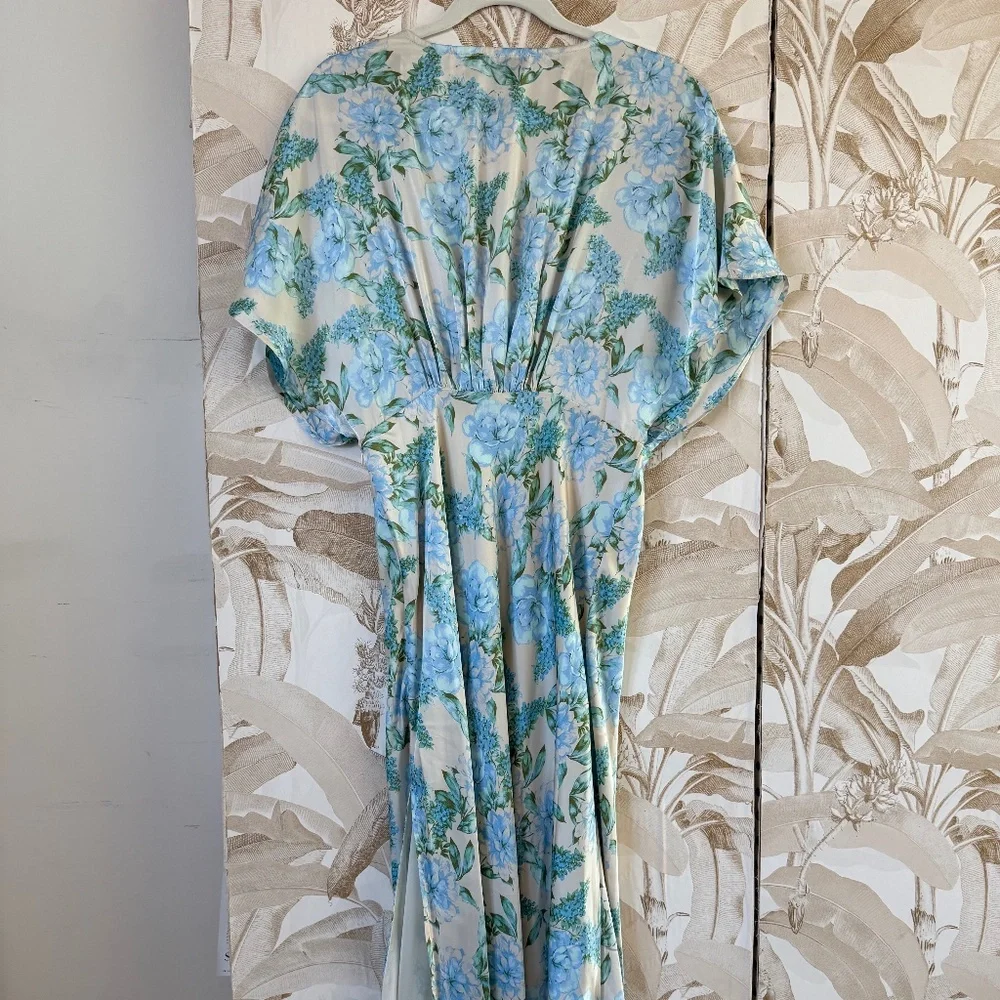 Floral Maxi Beach Dress – Deep V Neck Tropical Satin with Side Slit - Picture 6 of 6